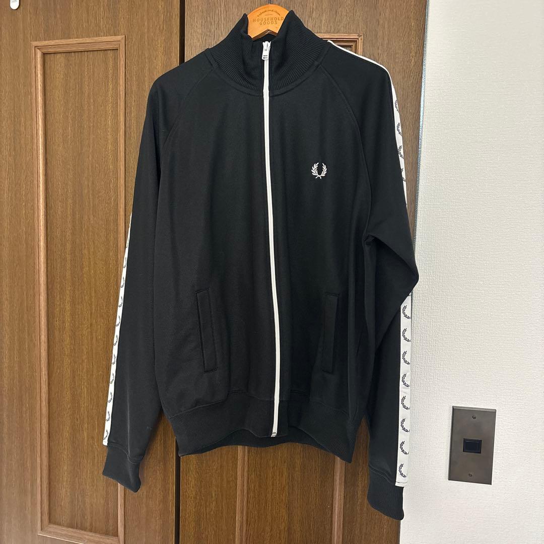 FRED PERRY ブラック トラックジャケット M