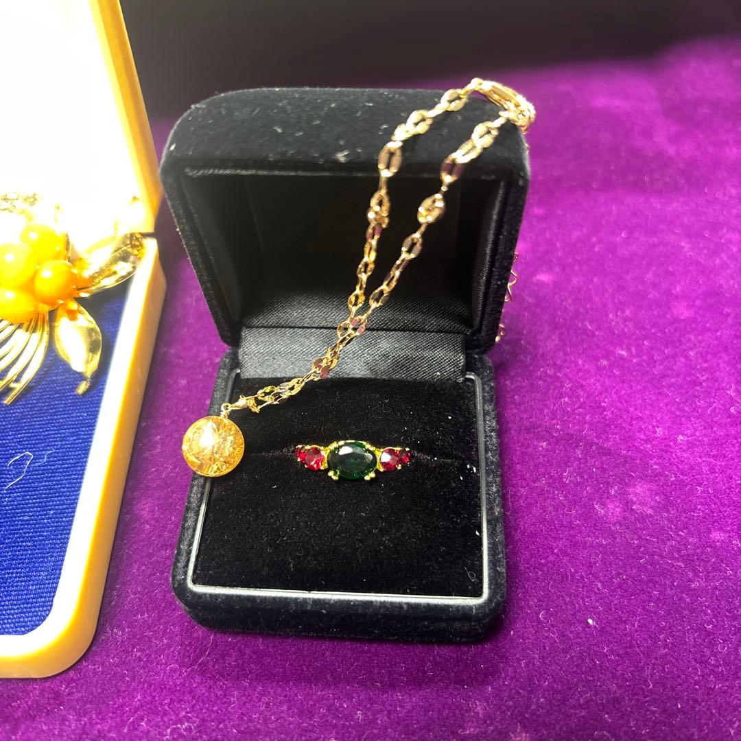 遺品生前整理アクセサリーまとめ　天然石、ニナニッチ 、K18シャンパントップ