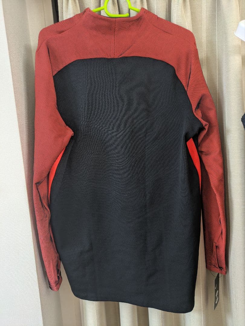 Nike Aeroswift トレーニングトップ XLサイズ