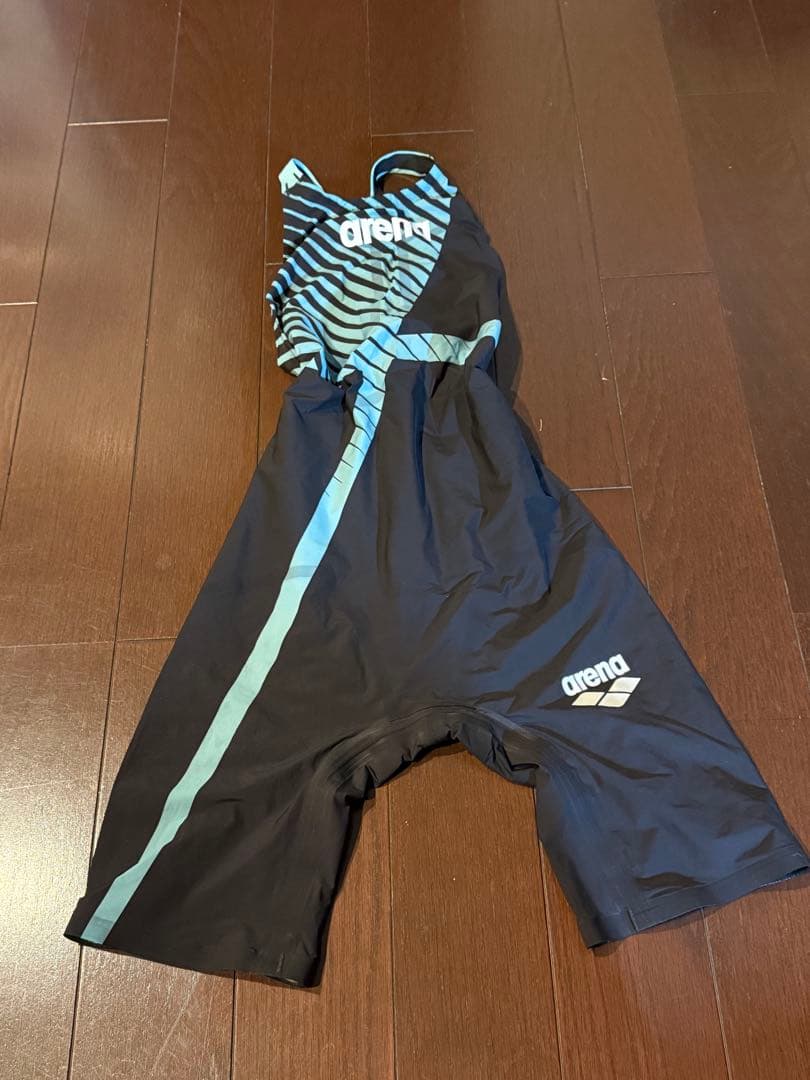 アリーナ　ダイヤモンズ アルティメット　アクアフォースX MF 高速水着