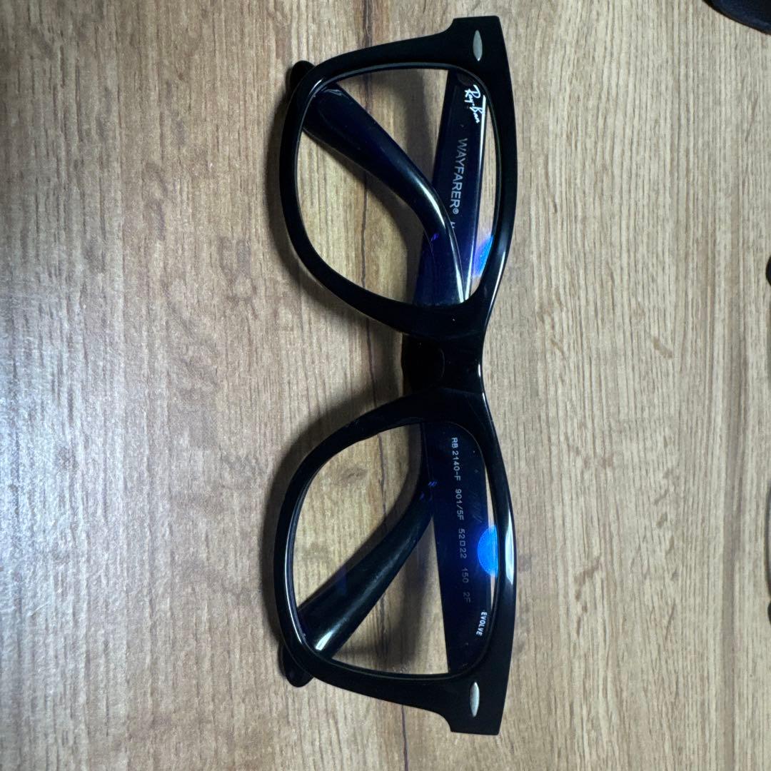 RayBan 調光ウェイファーラー RB2140F