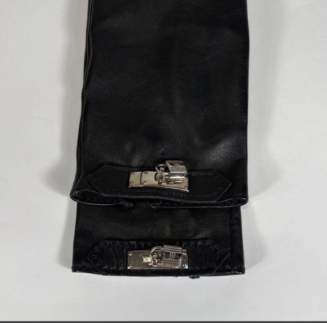 【定価約20万円】【新品未使用】HERMES手袋レザー 羊革 シルバー箱付き