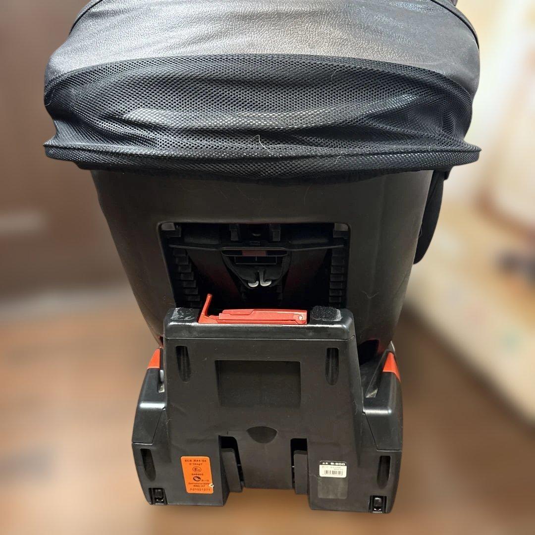 【美品】マムズキャリー　ISOFIX B-900 ターン・レジェFIX グレー