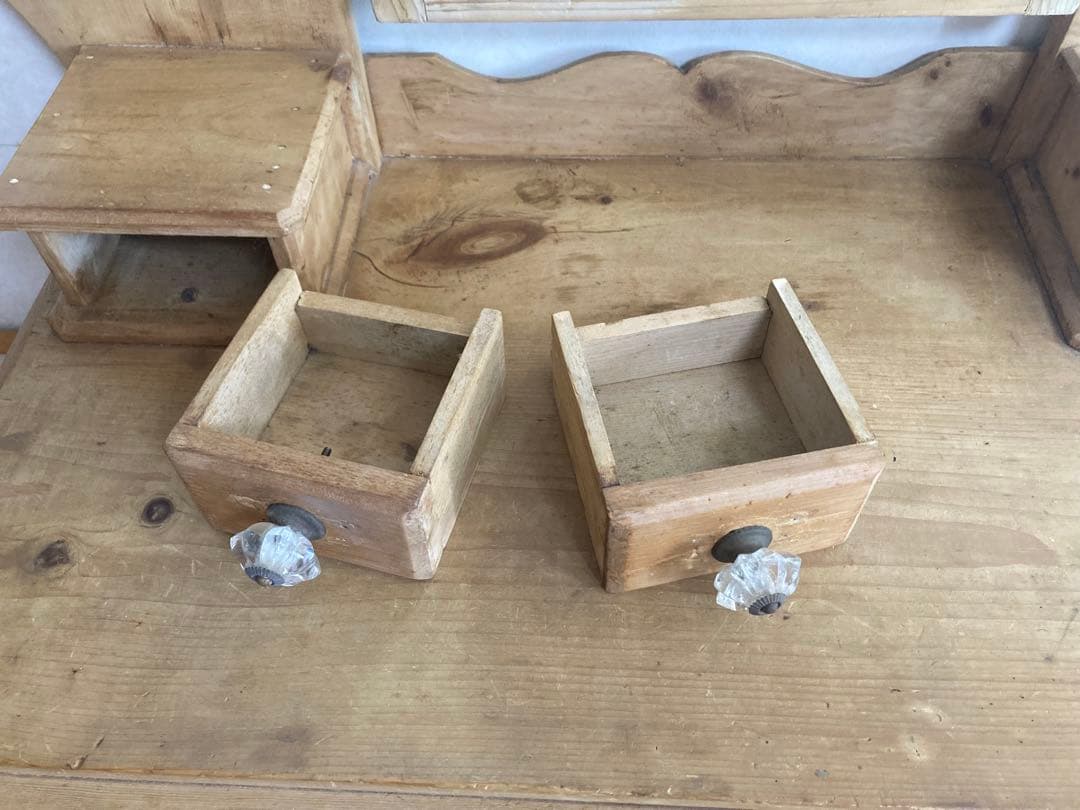 イギリスアンティーク　オールドパインのドレッサー