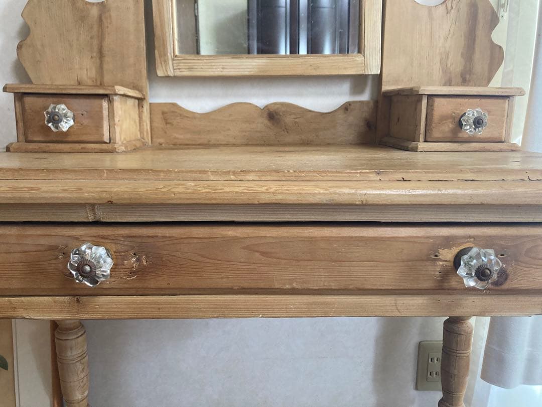 イギリスアンティーク　オールドパインのドレッサー