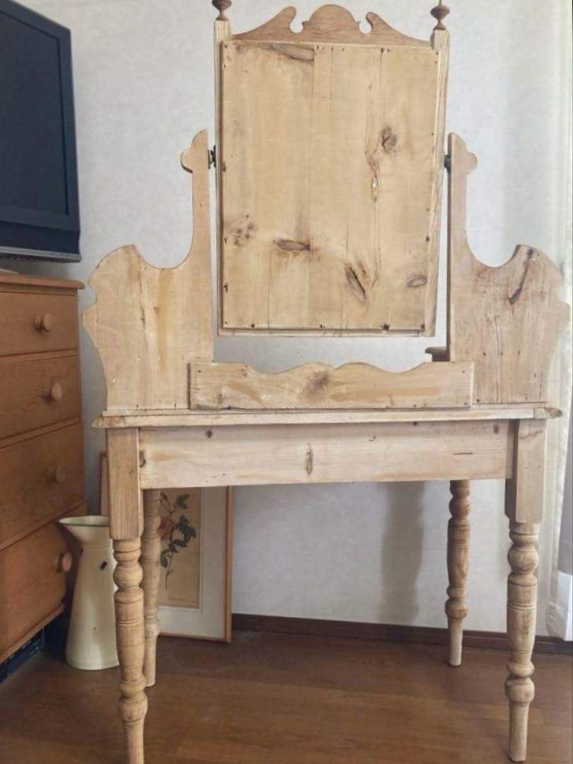 イギリスアンティーク　オールドパインのドレッサー