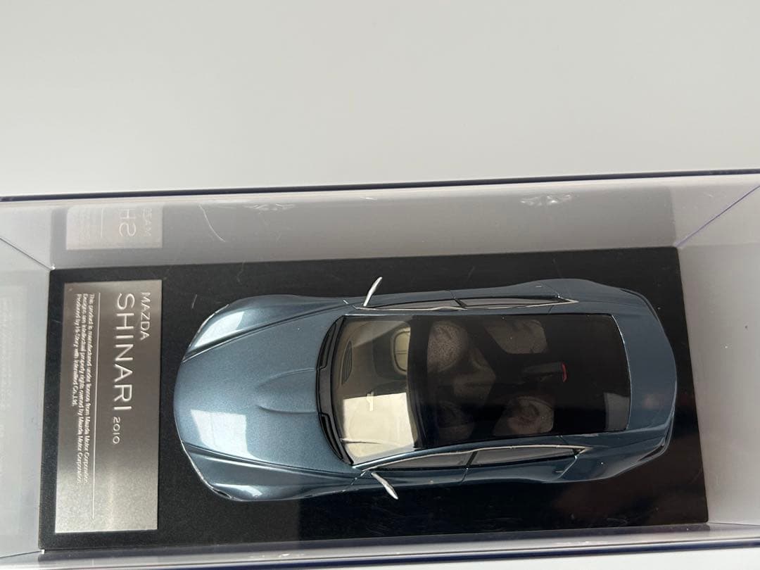 希少　MAZDA SHINARI 2010 ミニカー 1/43