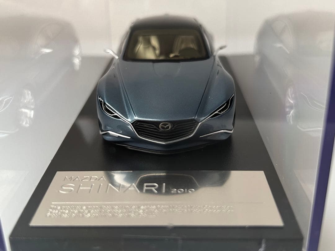 希少　MAZDA SHINARI 2010 ミニカー 1/43