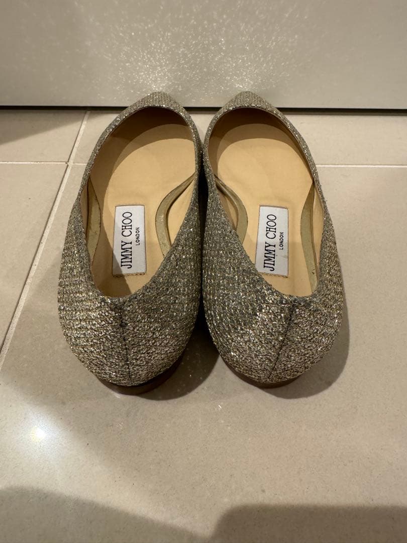 未使用　JIMMY CHOO フラットシューズ　ゴールド