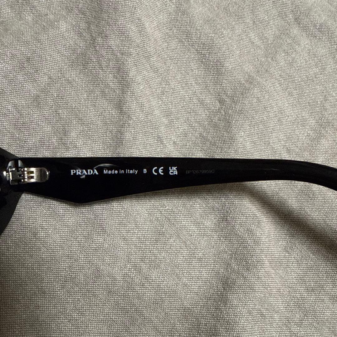 PRADAサングラスKEIJU着用箱付き