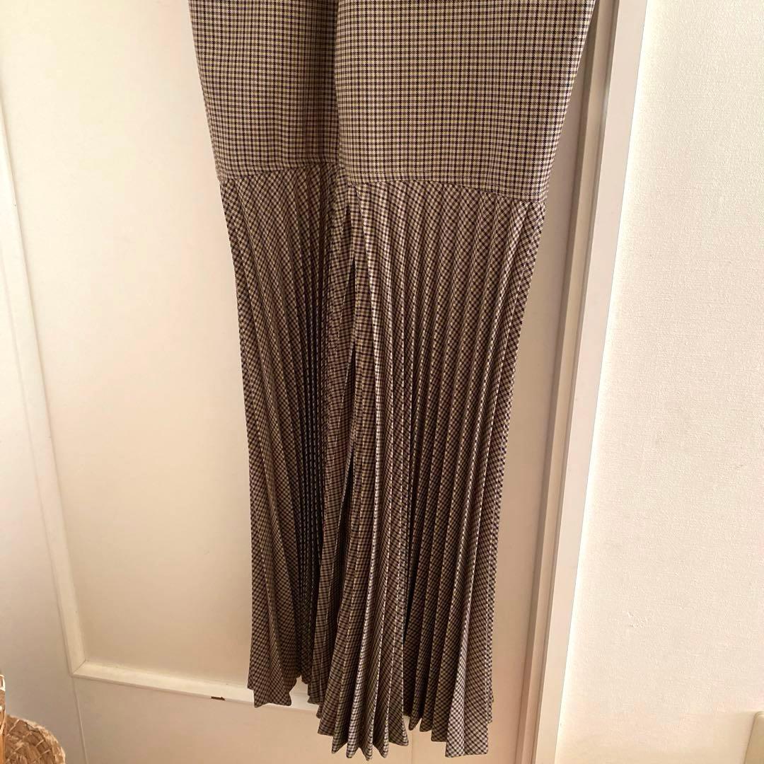 fumika uchidaフミカウチダ ツナギ フレア プリーツ 38