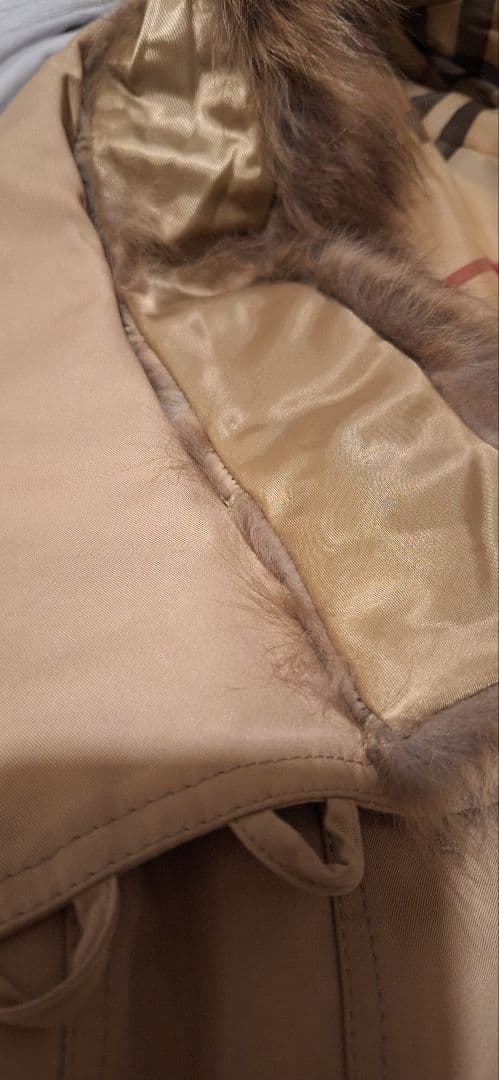 【珍】BURBERRY ブルーレーベル ファー付きトレンチコート