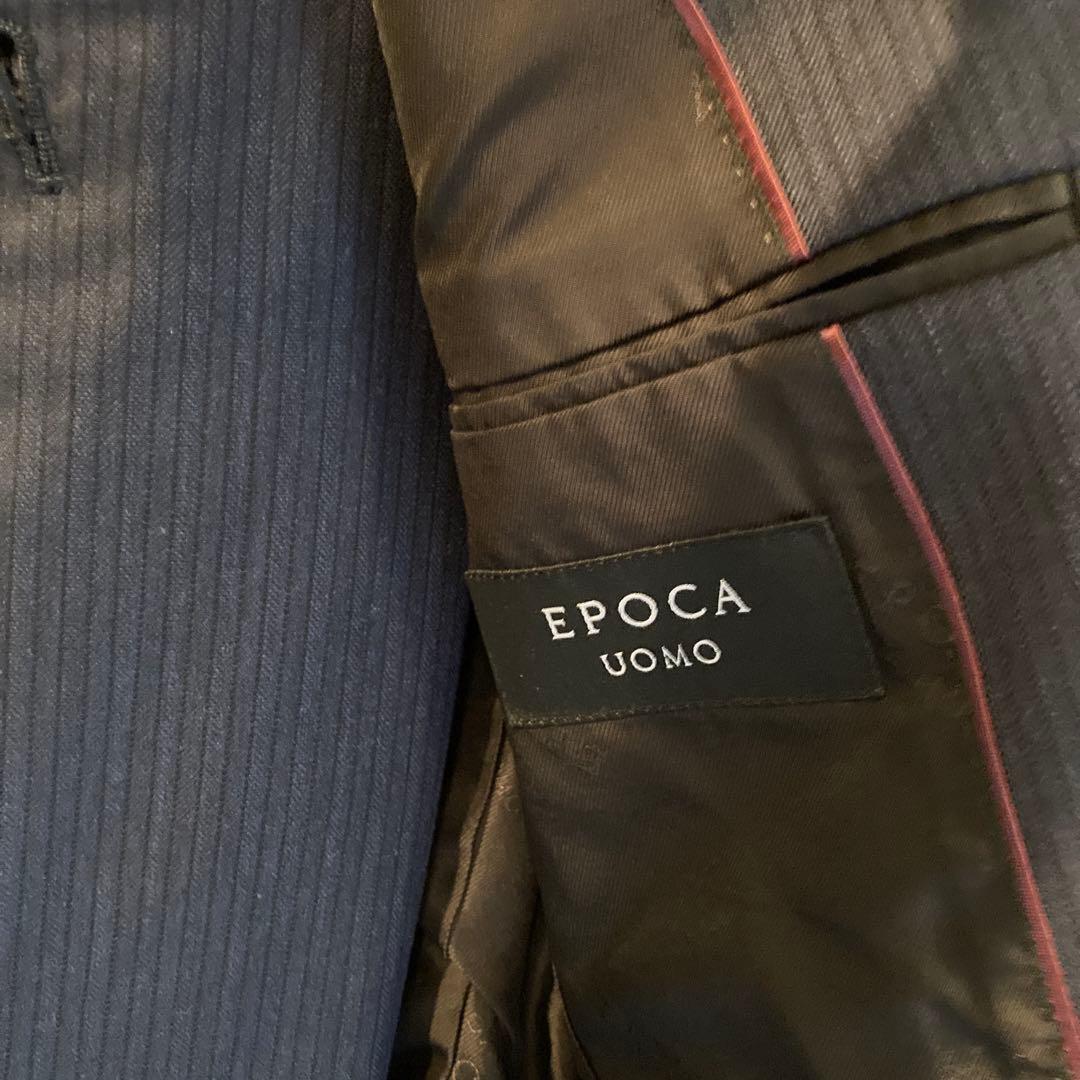 綾鷹ティー 美品！EPOCA UOMO ダークブルーのストライプスーツ
