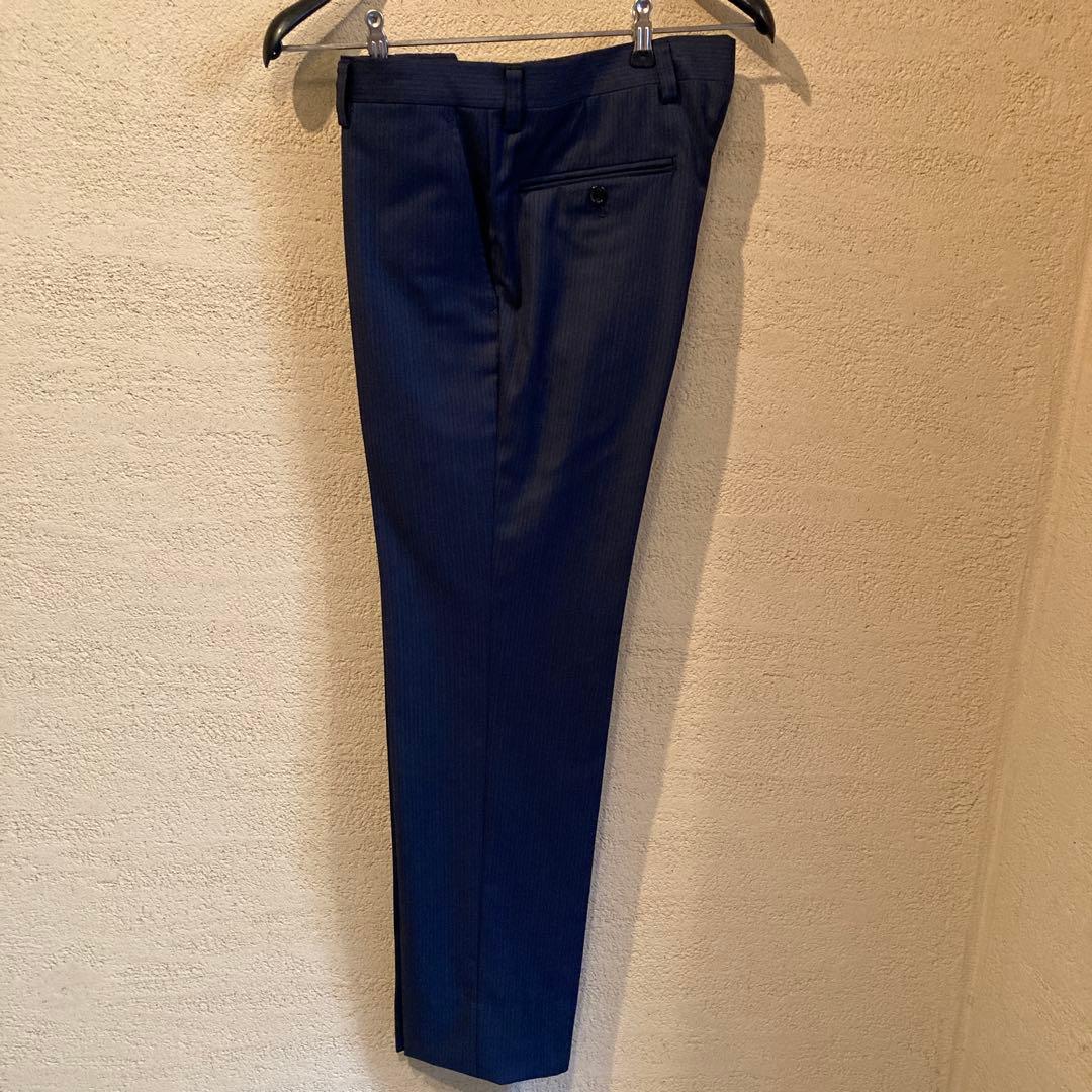 綾鷹ティー 美品！EPOCA UOMO ダークブルーのストライプスーツ