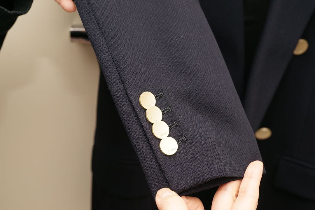 ebure ダブルブレスト テーラードジャケット 試着のみ　ネイビー　金ボタン