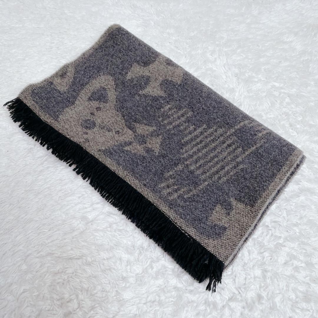 希少 Vivienne Westwood リバーシブル マフラー オーブ 総柄