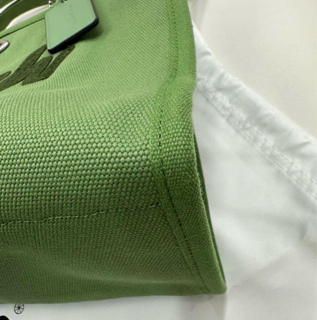 新品未使用⭐︎コーチ カーゴトート⭐︎めるるグリーン