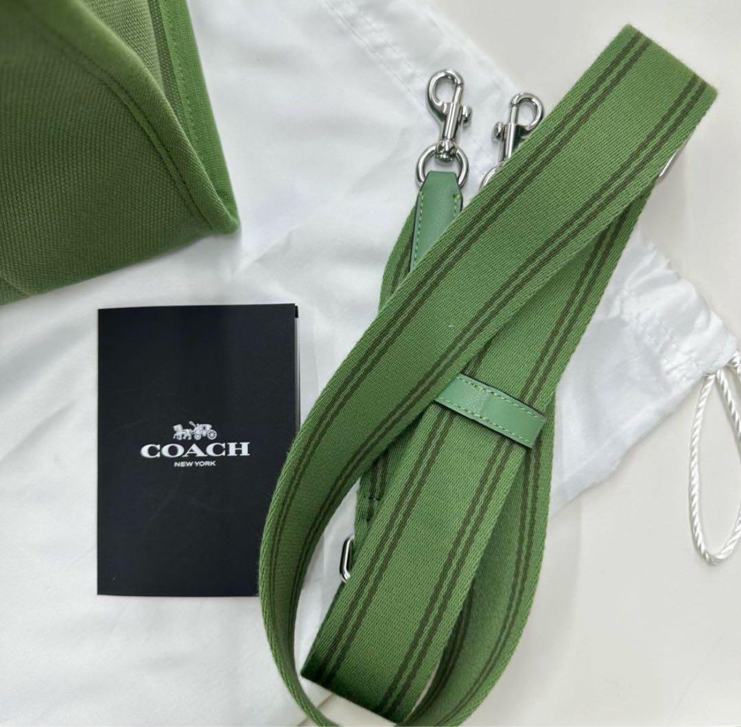 新品未使用⭐︎コーチ カーゴトート⭐︎めるるグリーン