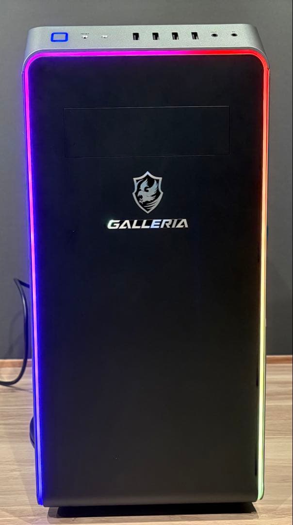 RTX4070ti　SSD2TB ゲーミングpc i7 13700F　ガレリア