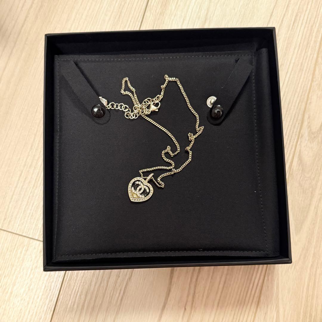 CHANEL ハート型ペンダントネックレス新品未使用　箱あり
