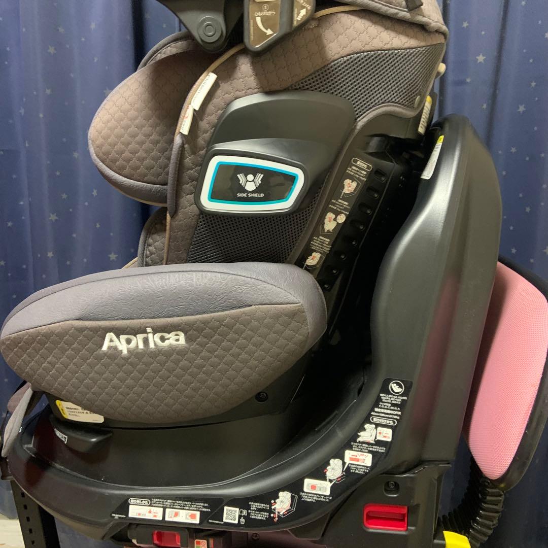 年始限定価格Aprica フラディアグロウ ISOFIX 360°