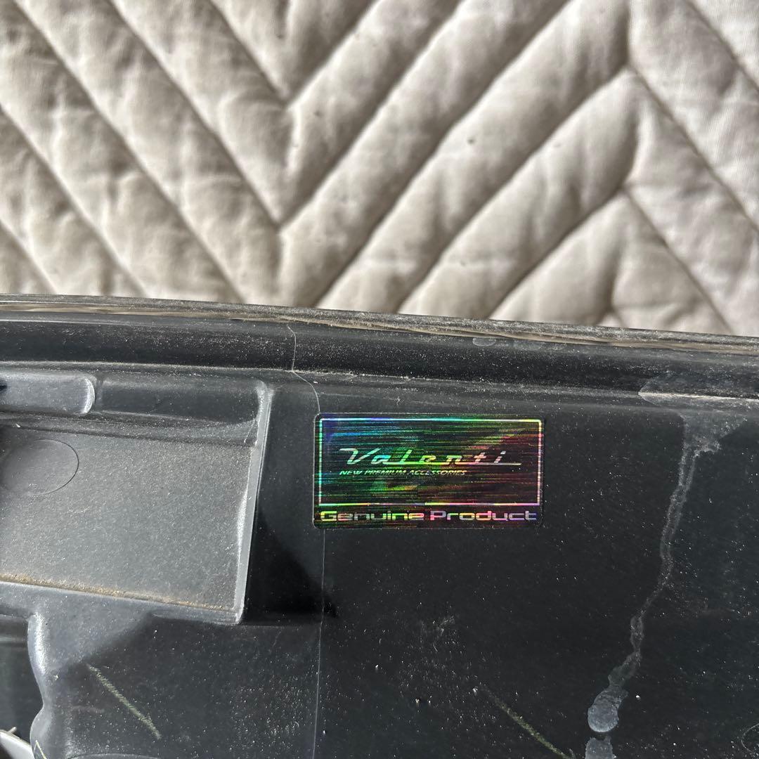 Valenti スモークテールランプ　アルファード30系後期