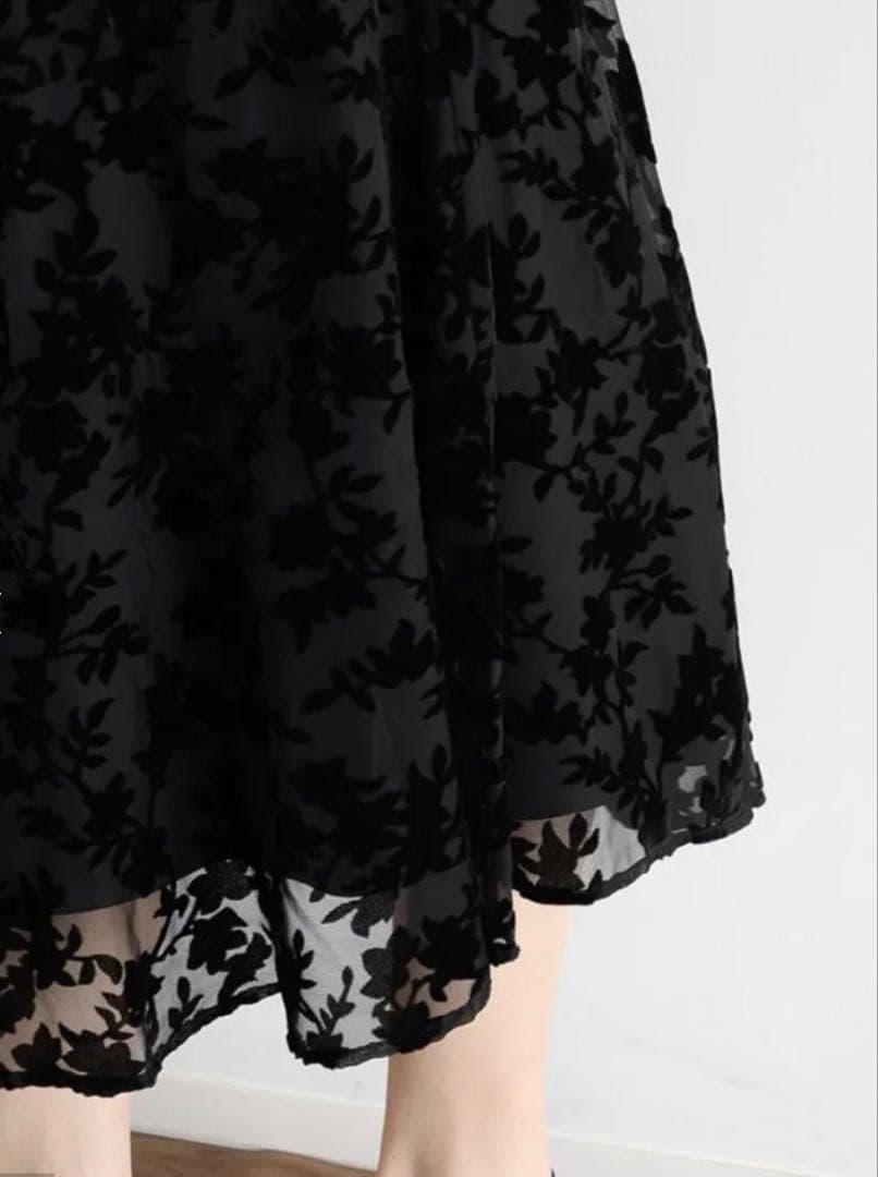 【新品未使用】ヤマダヤAmple ベロアジャガードワンピース（ブラック）