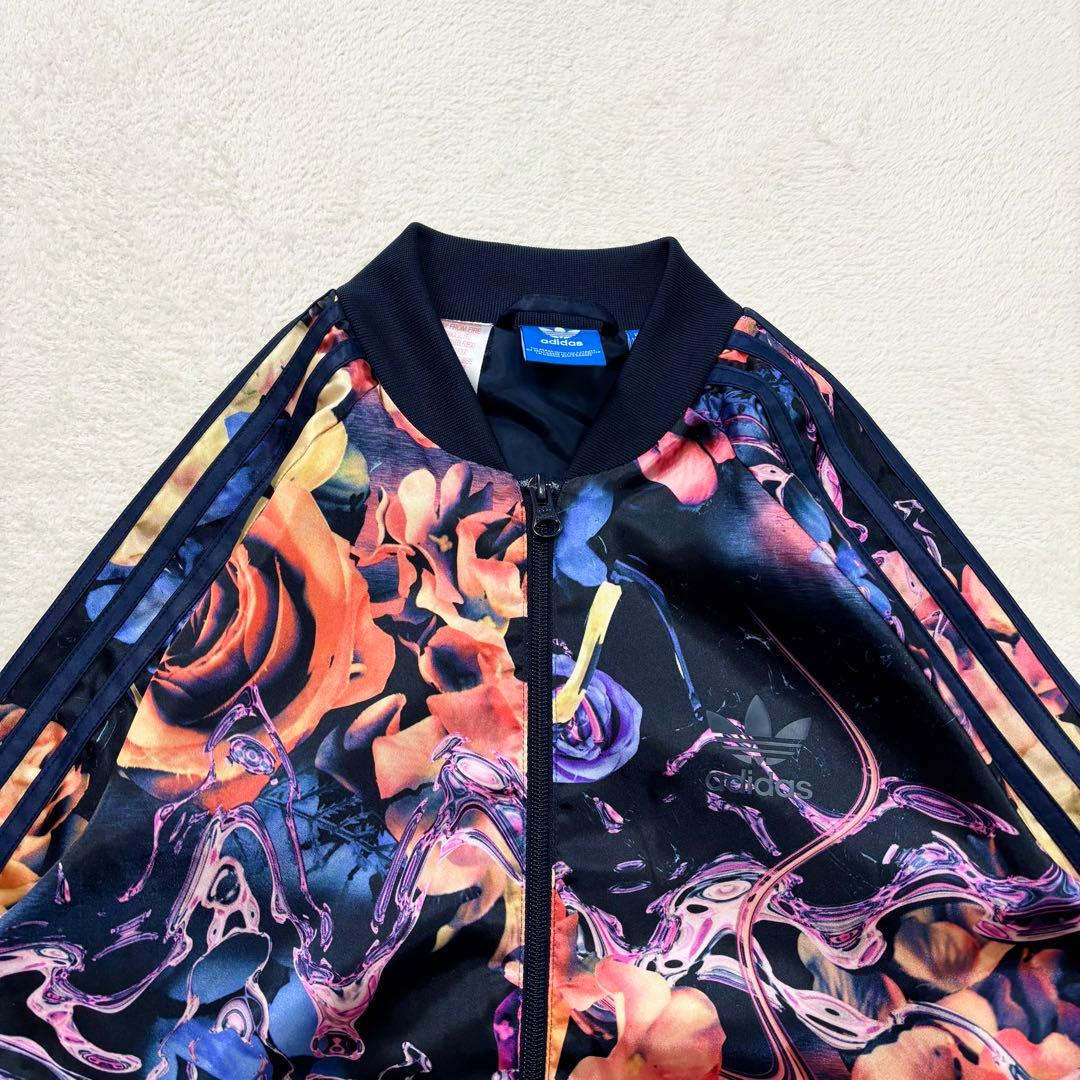 未使用級 アディダス トラックジャケット ロゴ フラワー マルチカラー