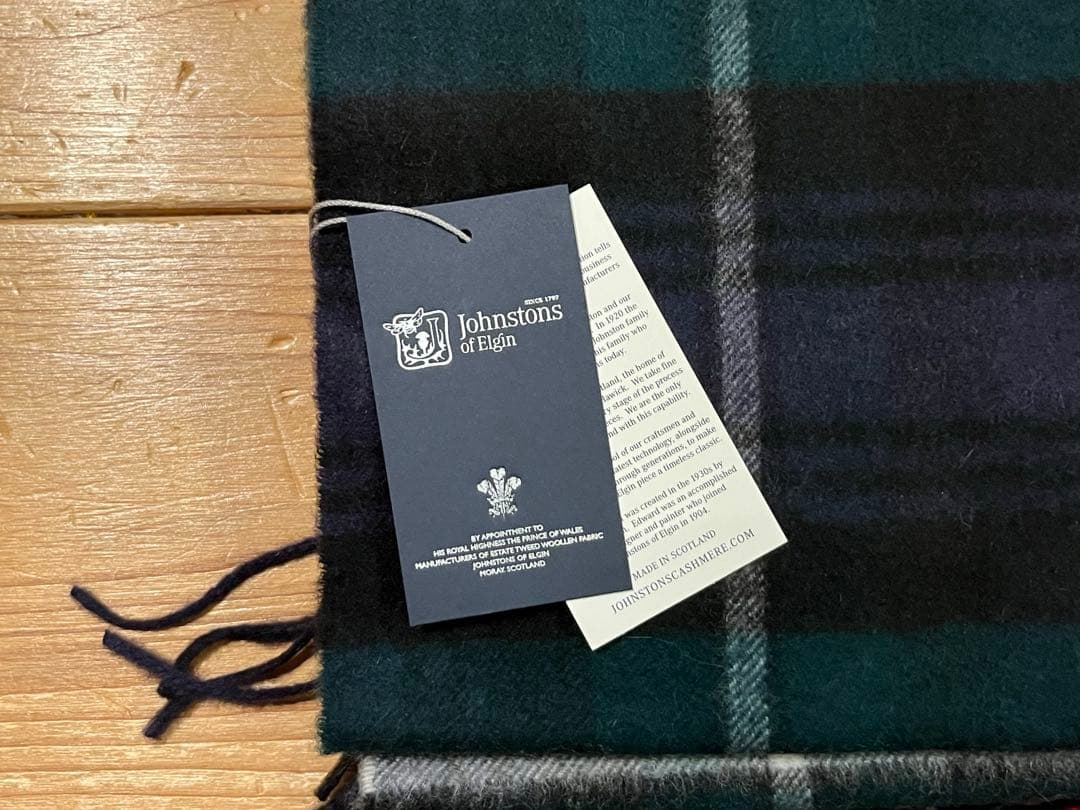 Johnstons of Elgin カシミア マフラー•ストール
