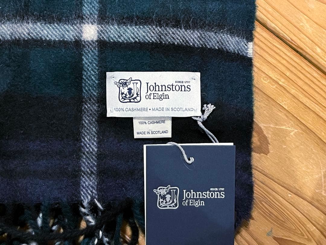 Johnstons of Elgin カシミア マフラー•ストール