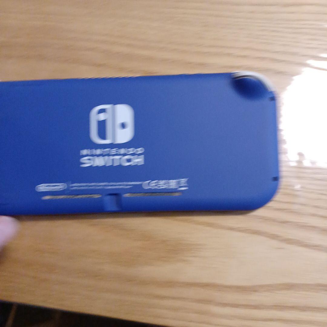 Nintendo Switch Lite 本体 ブルー　充電器セット。