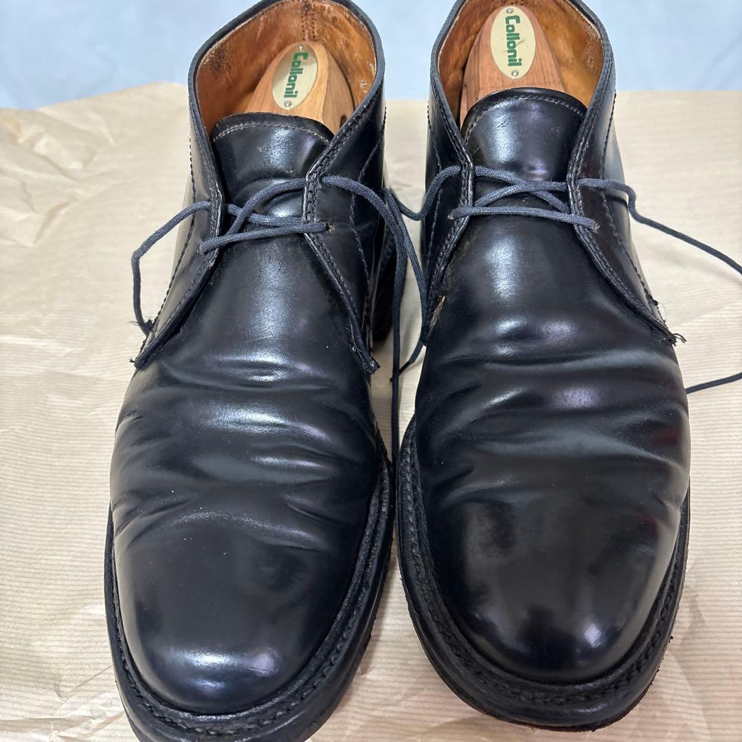 黒 レザー チャッカブーツ