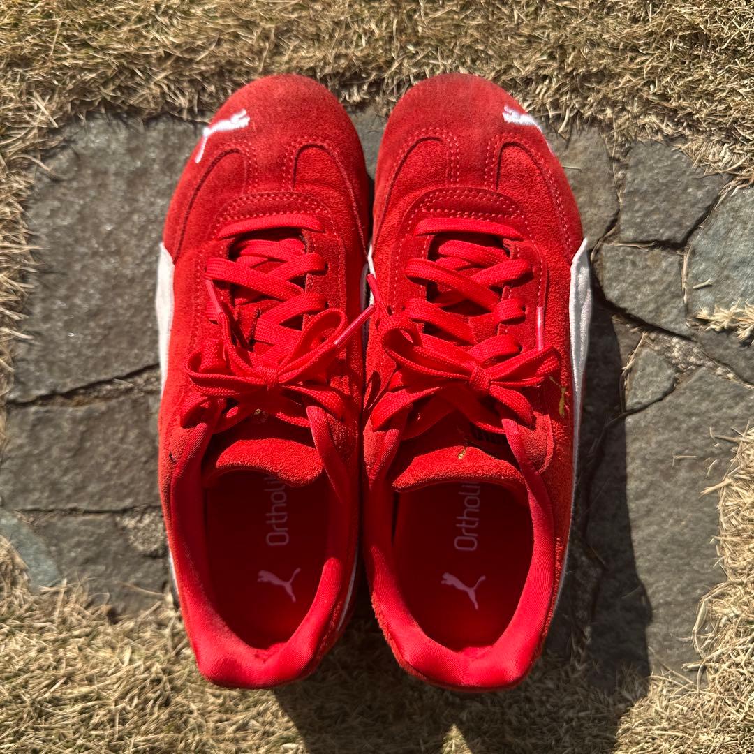 プーマ　スピードキャットOGスニーカー　赤