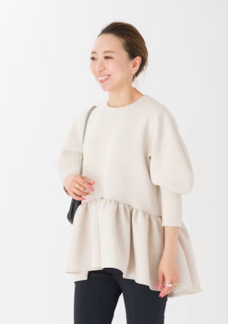 TSURUByMARIKOOIKAWAツルバイマリコオイカワ　Kirill