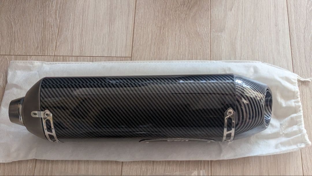 ヨシムラ バイク マフラー、未使用、多少の傷あり