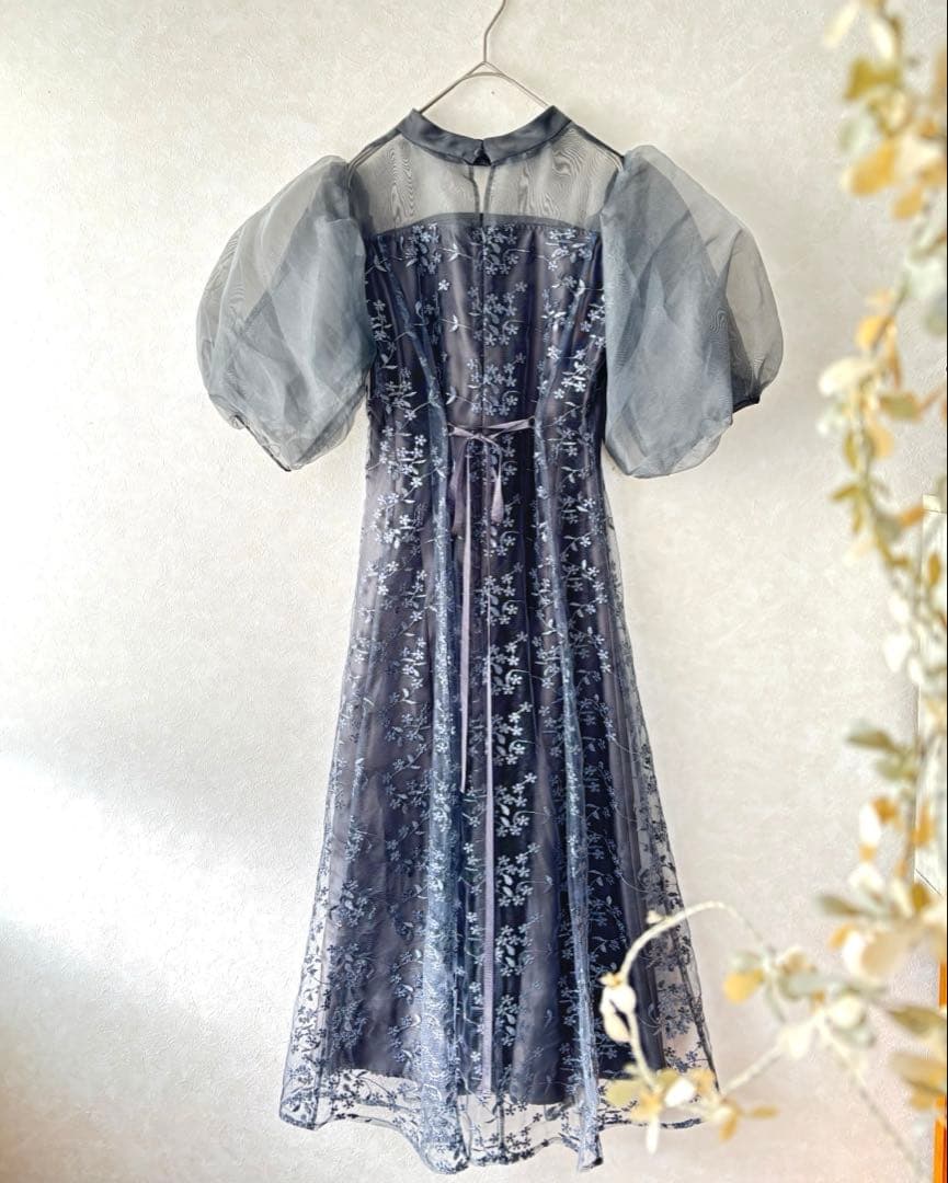 極品‼️niana オーガンジーパフスリーブ刺繍レースオケージョンドレス　Mサイズ