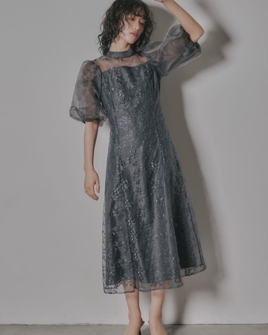 極品‼️niana オーガンジーパフスリーブ刺繍レースオケージョンドレス　Mサイズ