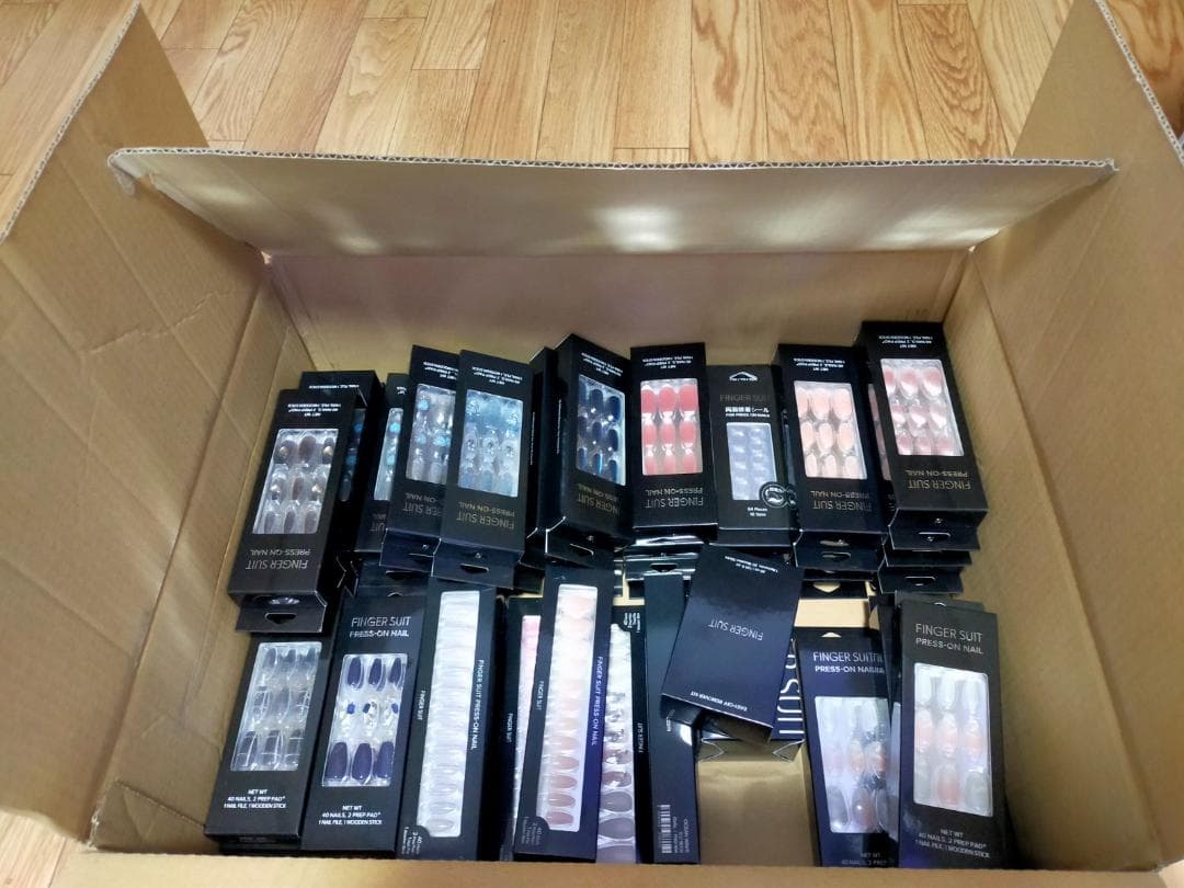 FINGER SUIT ネイルチップ 42セット　当分付け爪には困りません