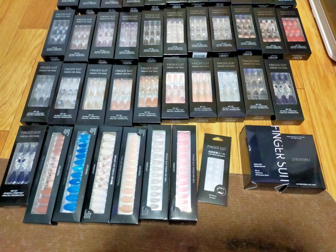 FINGER SUIT ネイルチップ 42セット　当分付け爪には困りません