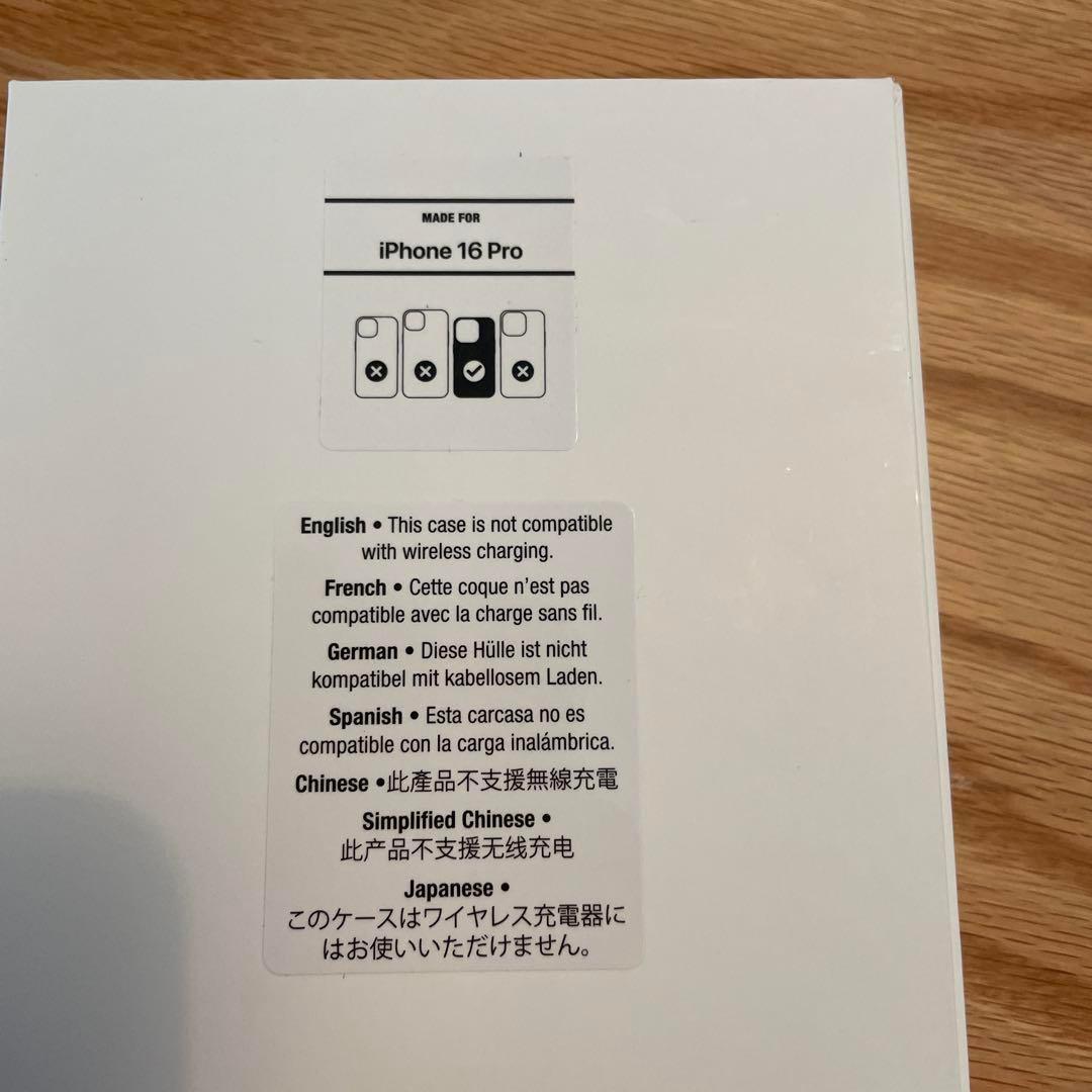 ✨新品✨RIMOWA iPhone用ケース 16pro ブラック　【完売品】