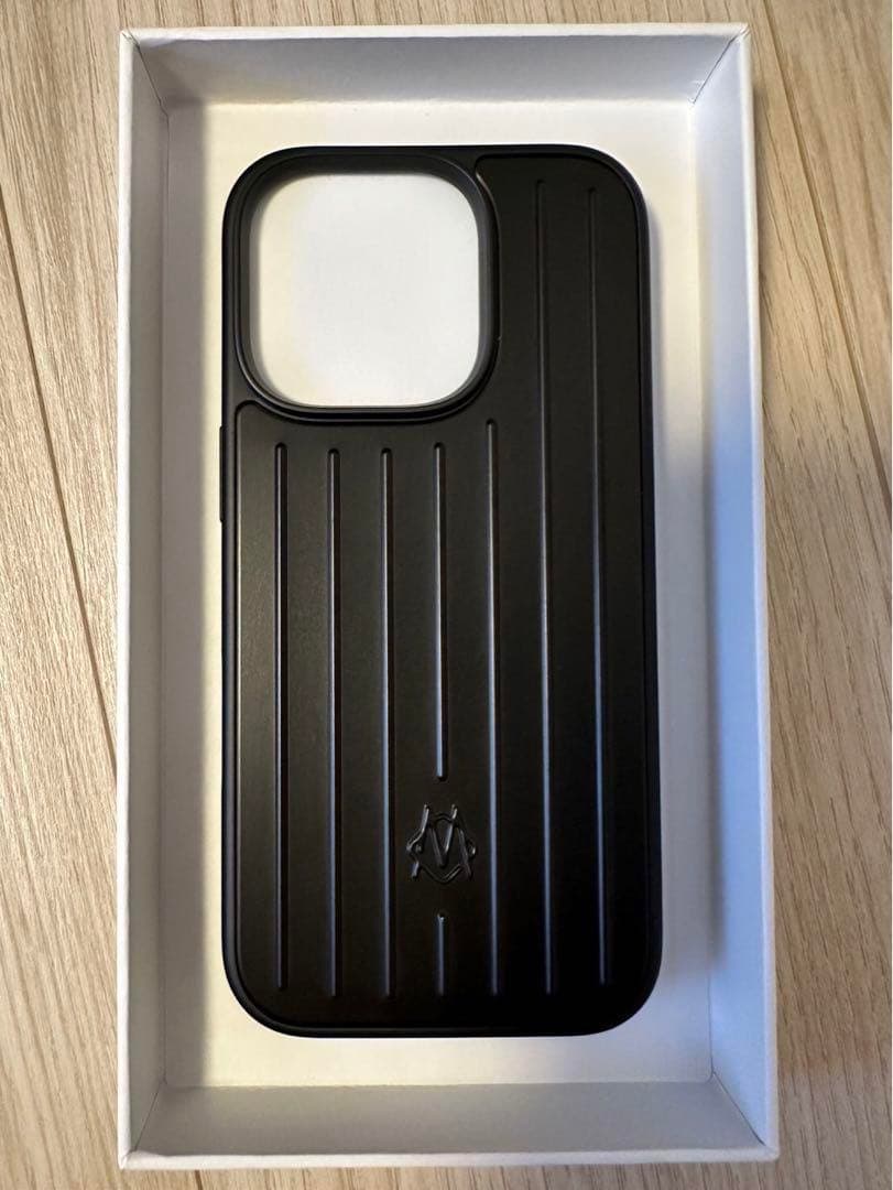 ✨新品✨RIMOWA iPhone用ケース 16pro ブラック　【完売品】