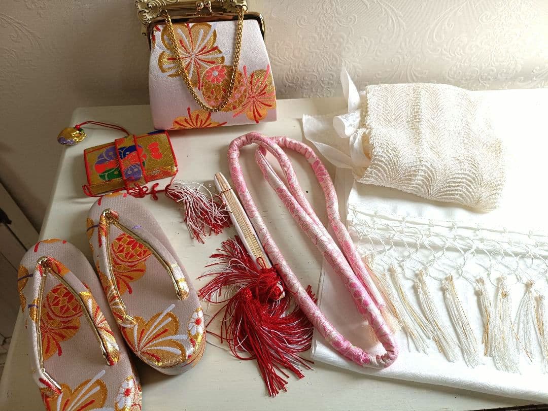 専用です☆上質☆正絹☆ピンク系の着物と白の作り帯☆七五三セット