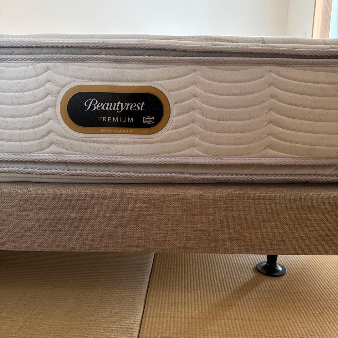 8月中旬までの限定価格　シモンズ 　マットレス＋ボックススプリング　ＮＦ