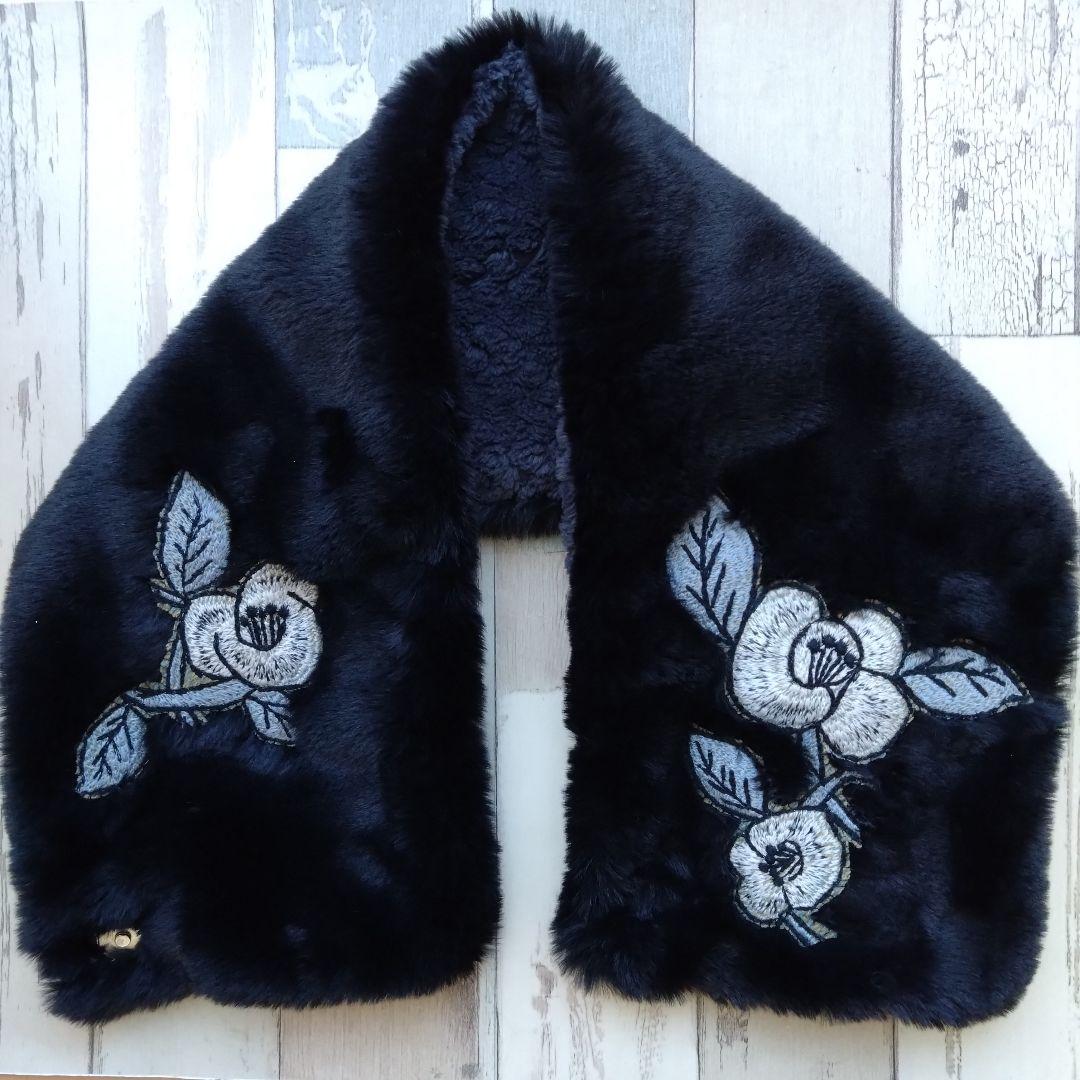 【ミナペルホネン】ハンドメイド　マフラー　swing camellia