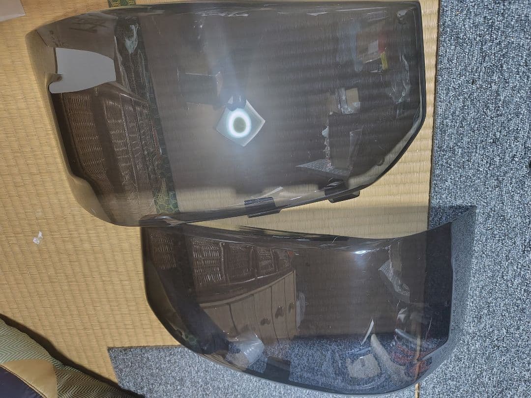 ハイエース　ヘッドライトカバー