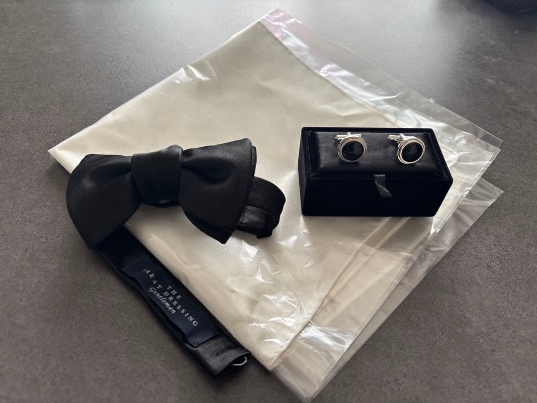 【ちょめ】カフス、チーフ、蝶ネクタイセット　トリートドレッシング