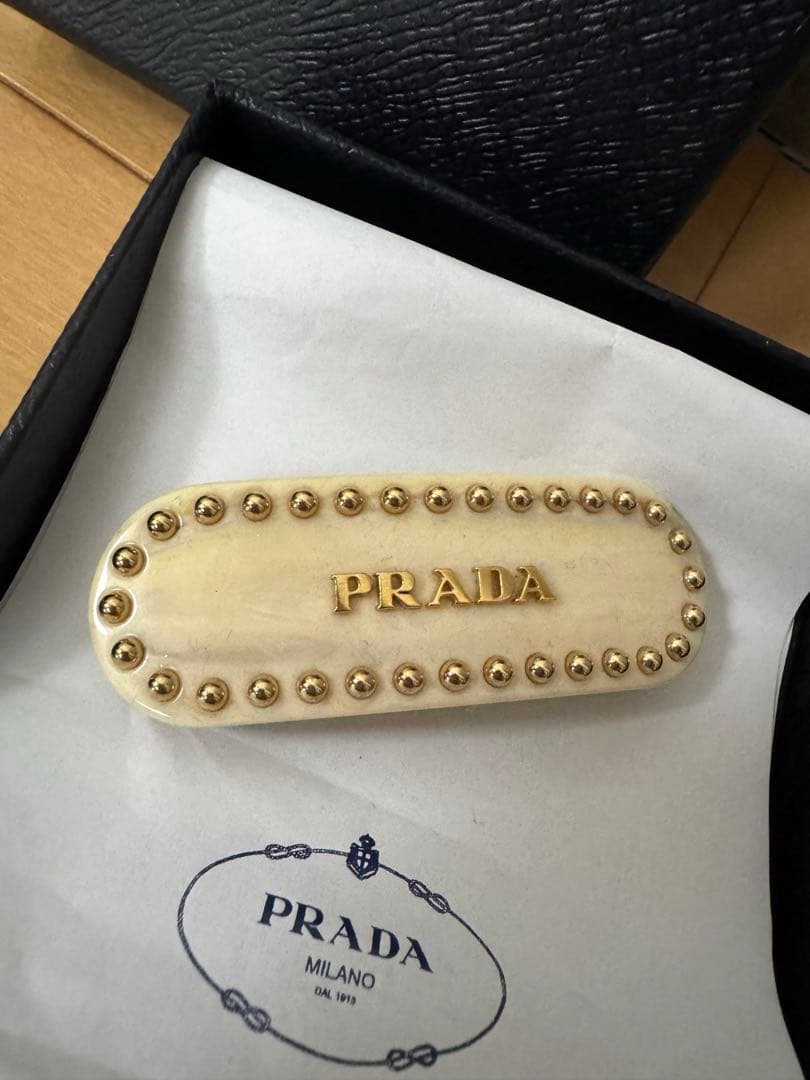 【美品】PRADA バレッタ ヘアクリップ
