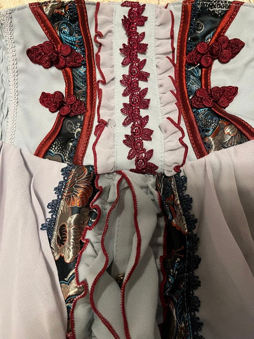 香*様 新品〜春うらら〜　チャイナスカート 水色(グレー)赤　　オッズオン