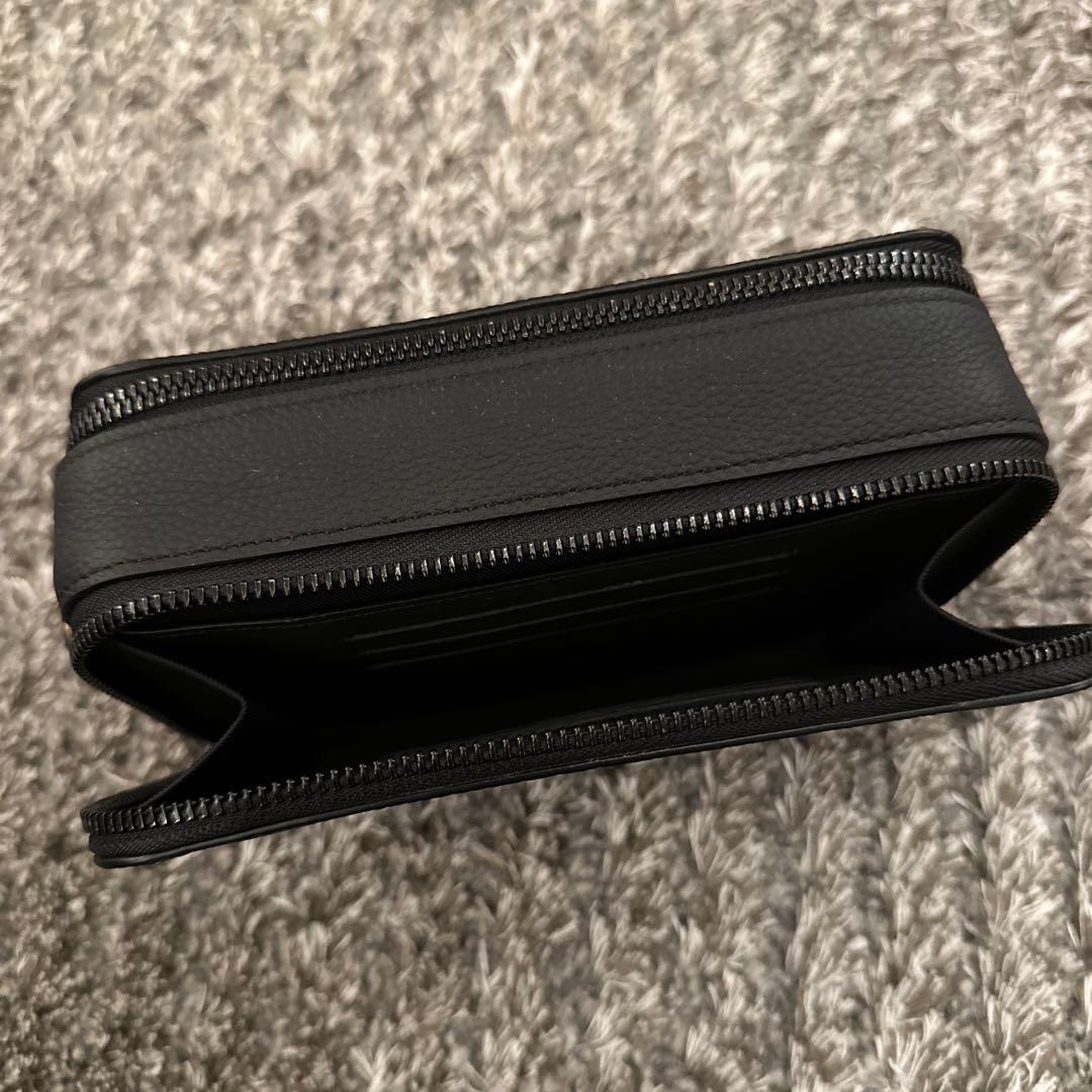 ルイヴィトン LOUIS VUITTON アエログラム ウエラブル