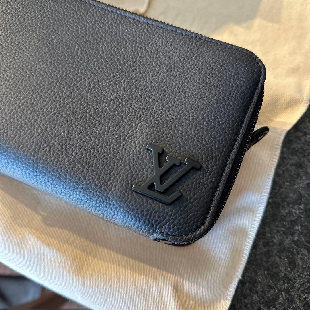 ルイヴィトン LOUIS VUITTON アエログラム ウエラブル